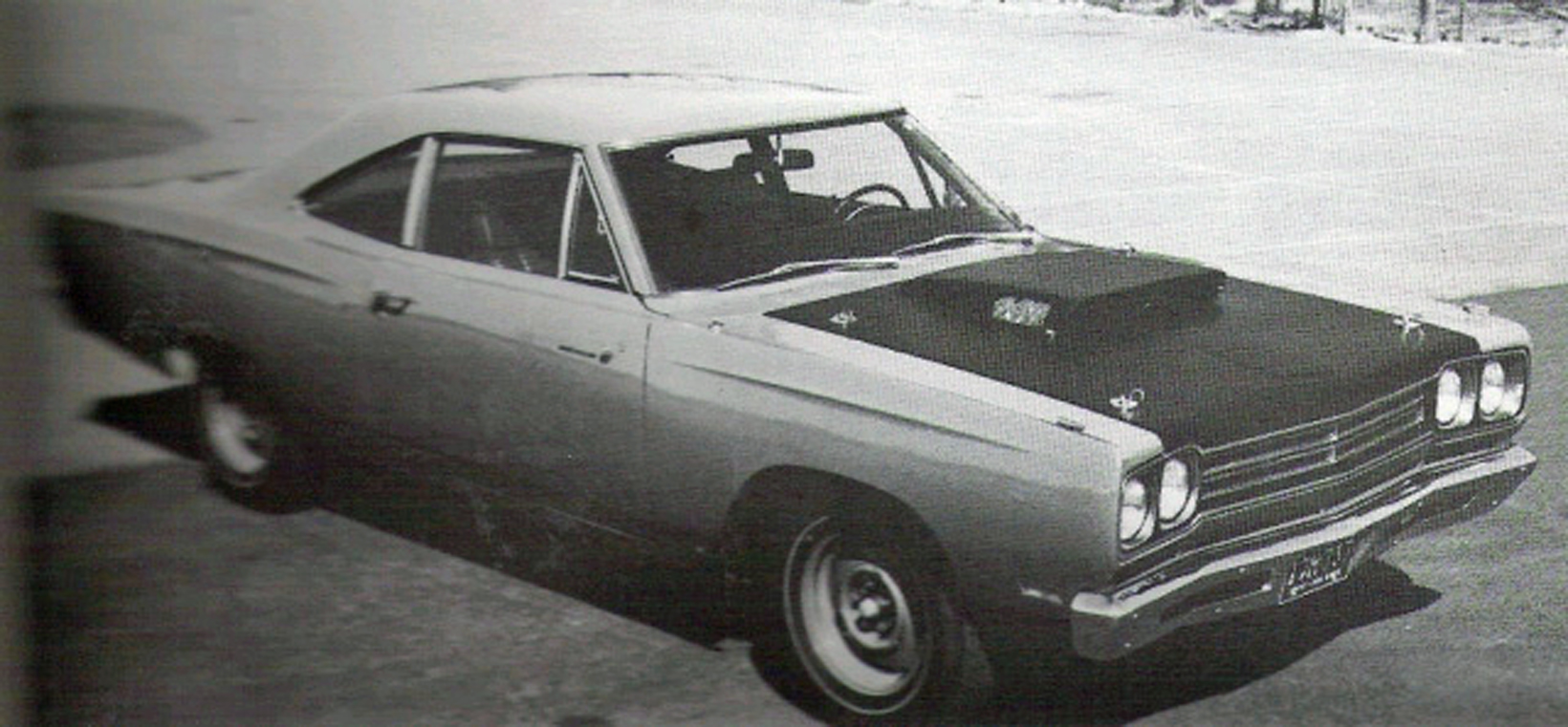 Attached picture 6bbl rr 1969 w body color rims and no antenna copyx.jpg